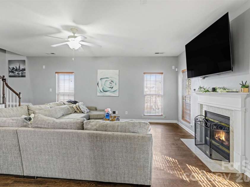 1432 Bedlington Drive, Charlotte, NC 28269.  MLS# CAR4345874, YatesRealty ID 4857. 