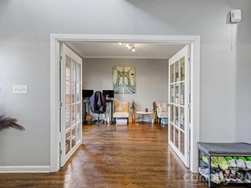 1432 Bedlington Drive, Charlotte, NC 28269.  MLS# CAR4345874, YatesRealty ID 4857. 