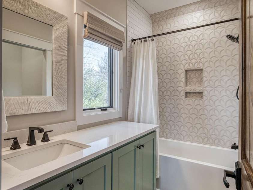 2179 Sycamore Drive, Nebo, NC 28761.  MLS# CAR4221263, YatesRealty ID 4857. Upper Level Bathroom