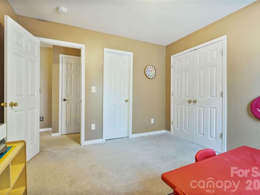 190 Almora Loop, Mooresville, NC 28115.  MLS# CAR4420835, YatesRealty ID 48574. 