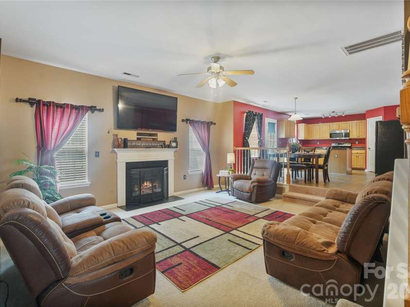 190 Almora Loop, Mooresville, NC 28115.  MLS# CAR4420835, YatesRealty ID 48574. 