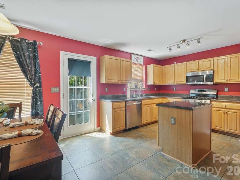 190 Almora Loop, Mooresville, NC 28115.  MLS# CAR4420835, YatesRealty ID 48574. 