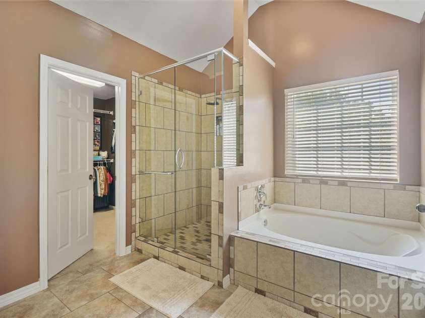 190 Almora Loop, Mooresville, NC 28115.  MLS# CAR4420835, YatesRealty ID 48574. 