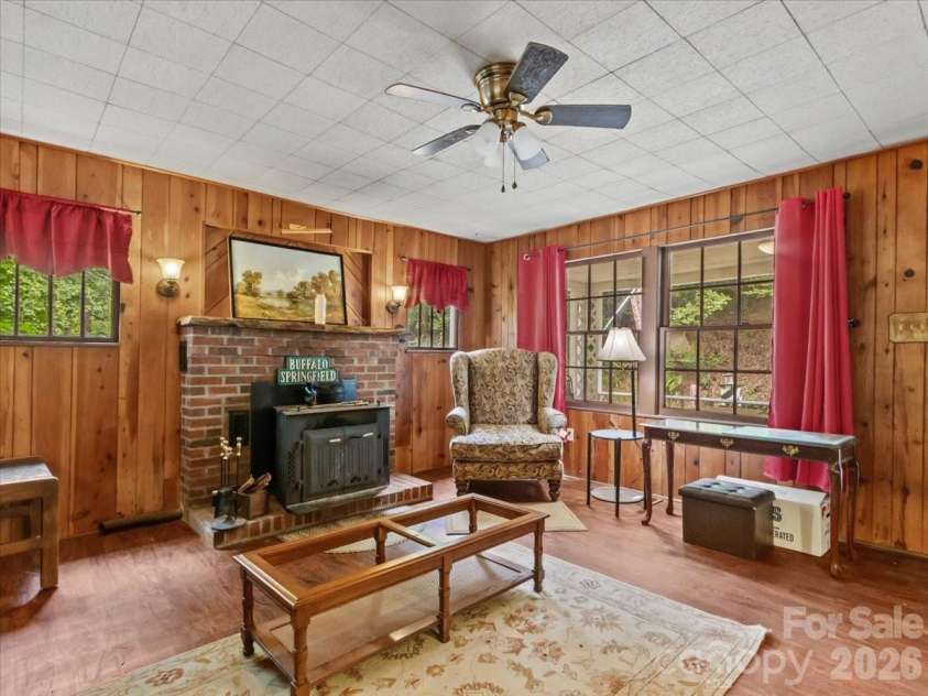 92 Silas Branch Road, Burnsville, NC 28714.  MLS# CAR4419913, YatesRealty ID 48576. 