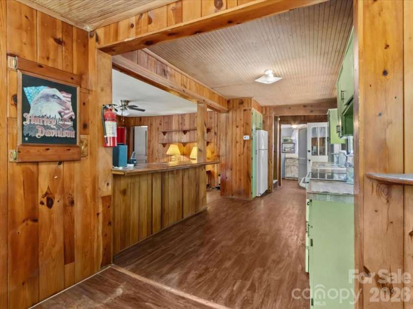 92 Silas Branch Road, Burnsville, NC 28714.  MLS# CAR4419913, YatesRealty ID 48576. 