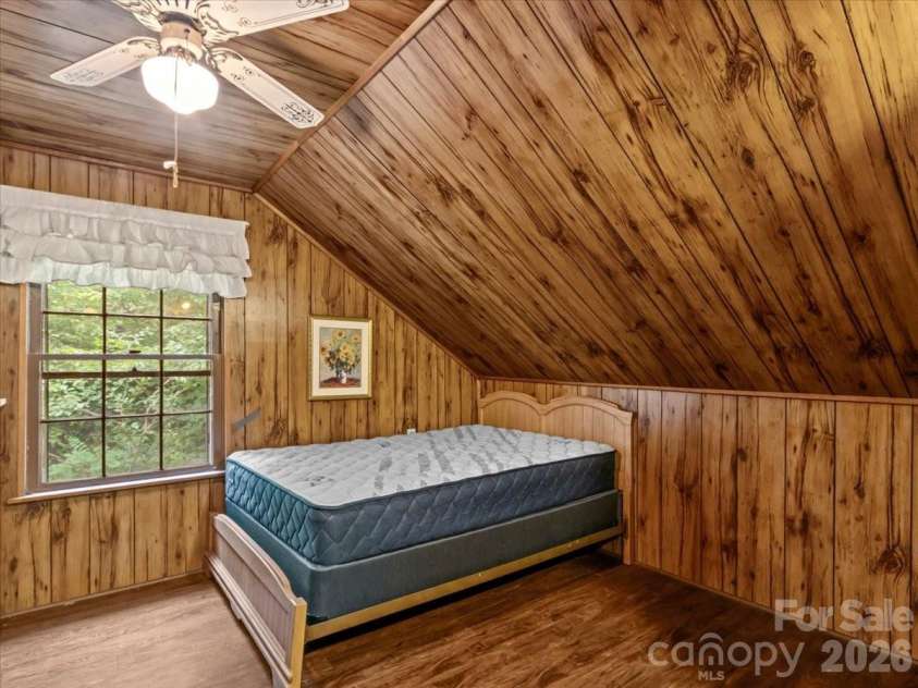 92 Silas Branch Road, Burnsville, NC 28714.  MLS# CAR4419913, YatesRealty ID 48576. 