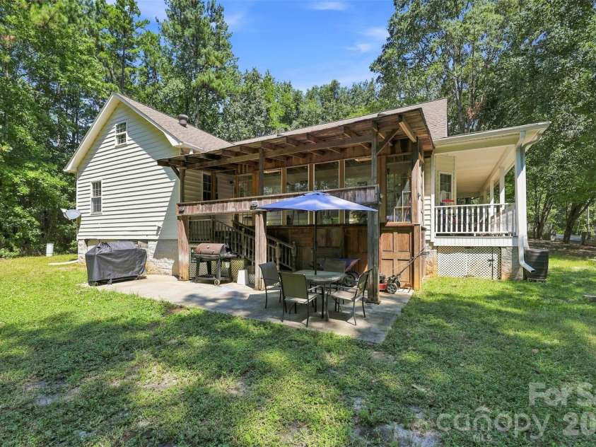 920 Jackson Road, Fort Lawn, SC 29714.  MLS# CAR4420902, YatesRealty ID 48577. Backyard