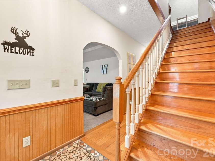 920 Jackson Road, Fort Lawn, SC 29714.  MLS# CAR4420902, YatesRealty ID 48577. Entry