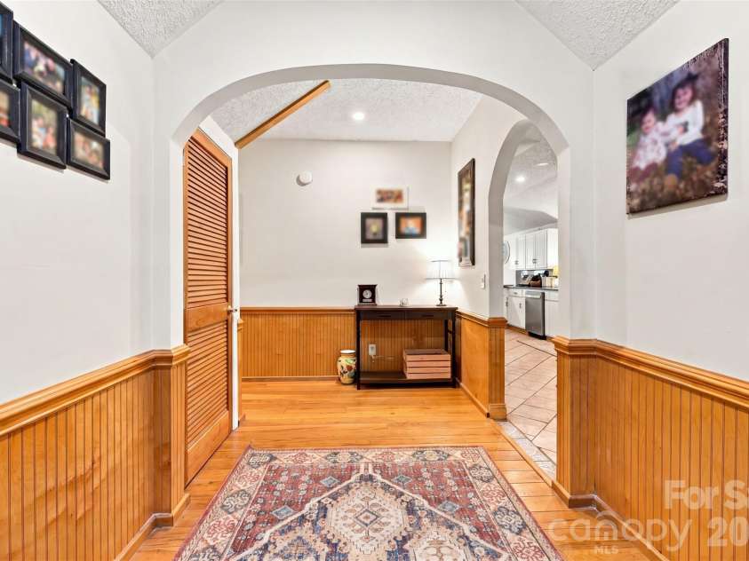 920 Jackson Road, Fort Lawn, SC 29714.  MLS# CAR4420902, YatesRealty ID 48577. Hall