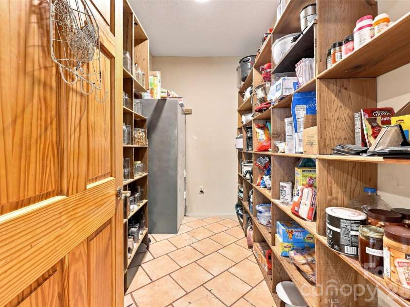 920 Jackson Road, Fort Lawn, SC 29714.  MLS# CAR4420902, YatesRealty ID 48577. Pantry