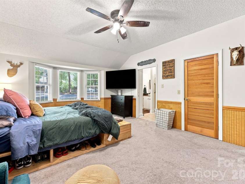 920 Jackson Road, Fort Lawn, SC 29714.  MLS# CAR4420902, YatesRealty ID 48577. Primary Bedroom