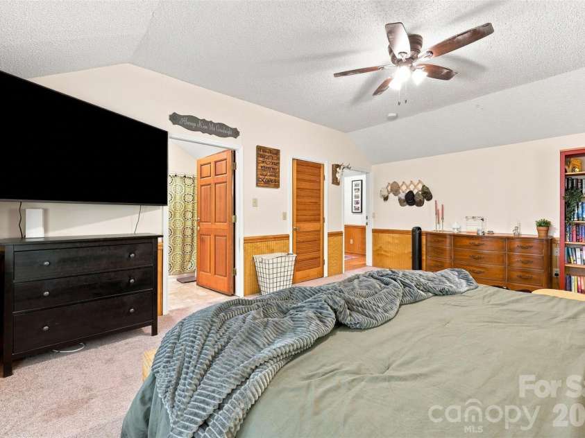 920 Jackson Road, Fort Lawn, SC 29714.  MLS# CAR4420902, YatesRealty ID 48577. Primary Bedroom