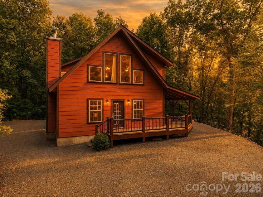 32 Grand View Estates Drive, Whittier, NC 28789.  MLS# CAR4419954, YatesRealty ID 48579. 