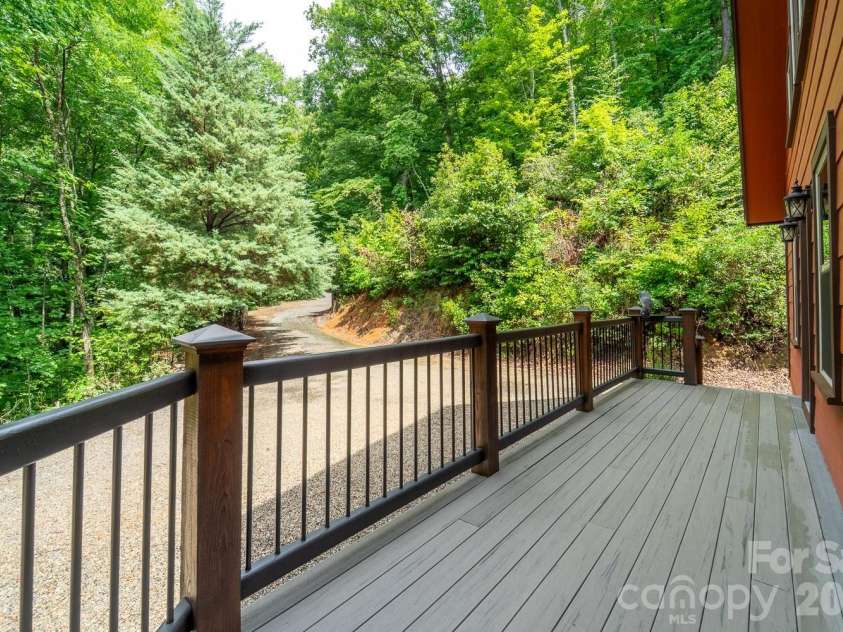 32 Grand View Estates Drive, Whittier, NC 28789.  MLS# CAR4419954, YatesRealty ID 48579. 