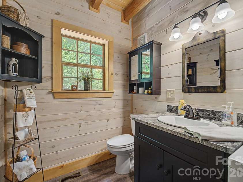 32 Grand View Estates Drive, Whittier, NC 28789.  MLS# CAR4419954, YatesRealty ID 48579. 