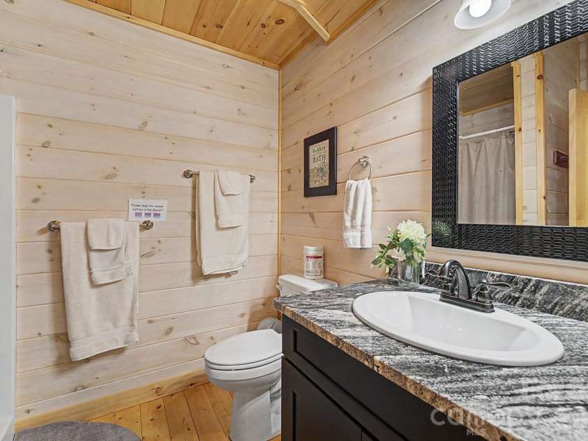 32 Grand View Estates Drive, Whittier, NC 28789.  MLS# CAR4419954, YatesRealty ID 48579. 