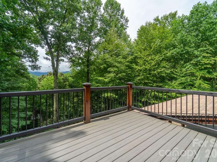 32 Grand View Estates Drive, Whittier, NC 28789.  MLS# CAR4419954, YatesRealty ID 48579. 