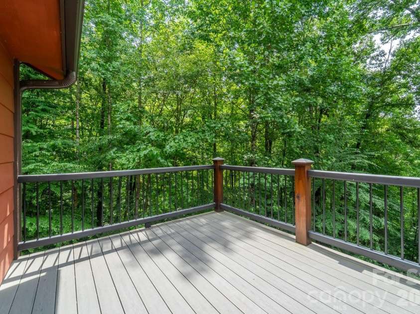 32 Grand View Estates Drive, Whittier, NC 28789.  MLS# CAR4419954, YatesRealty ID 48579. 