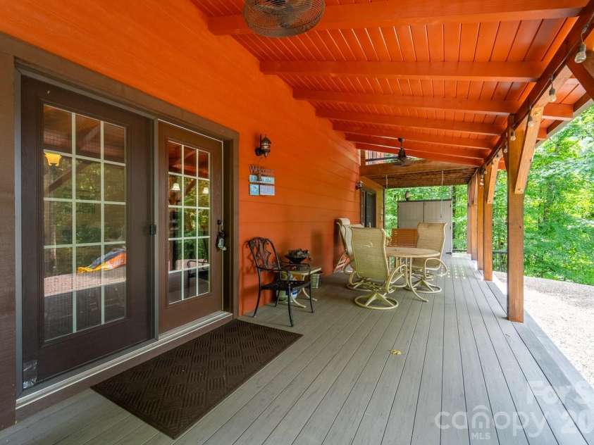 32 Grand View Estates Drive, Whittier, NC 28789.  MLS# CAR4419954, YatesRealty ID 48579. 