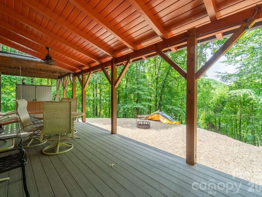 32 Grand View Estates Drive, Whittier, NC 28789.  MLS# CAR4419954, YatesRealty ID 48579. 