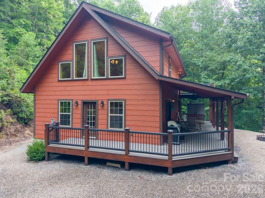 32 Grand View Estates Drive, Whittier, NC 28789.  MLS# CAR4419954, YatesRealty ID 48579. 
