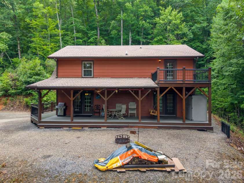 32 Grand View Estates Drive, Whittier, NC 28789.  MLS# CAR4419954, YatesRealty ID 48579. 