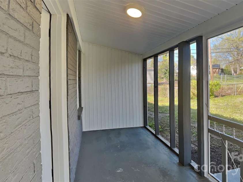 757 Bilmark Avenue, Charlotte, NC 28213.  MLS# CAR4240322, YatesRealty ID 4858. 