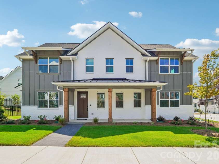 1009 Cobalt Drive, Tega Cay, SC 29708.  MLS# CAR4420314, YatesRealty ID 48580. Exterior of Home