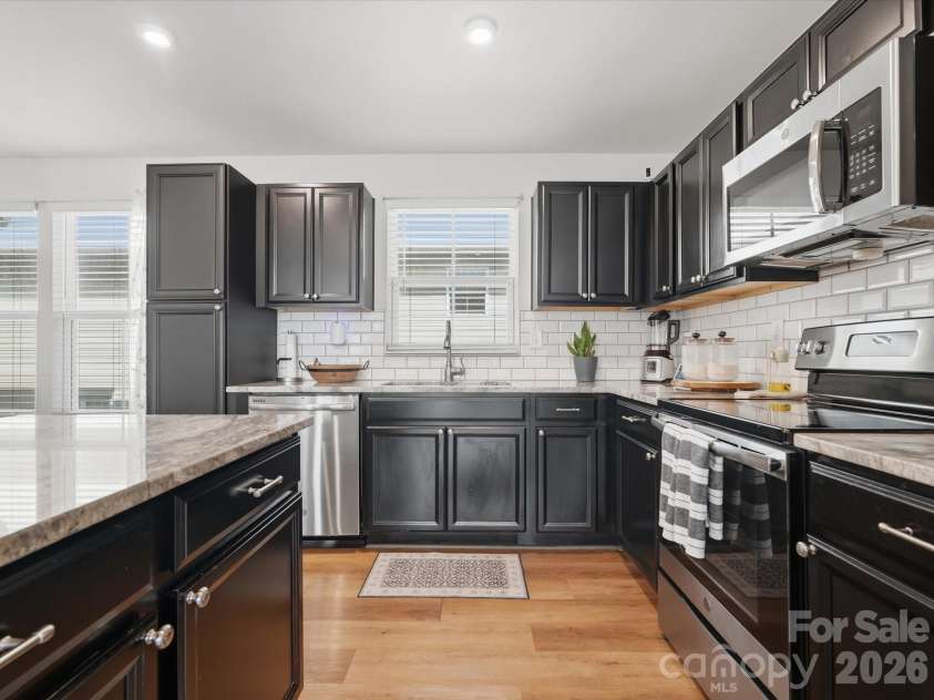 1003 Rushing Lane, Fort Mill, SC 29715.  MLS# CAR4419977, YatesRealty ID 48581. 