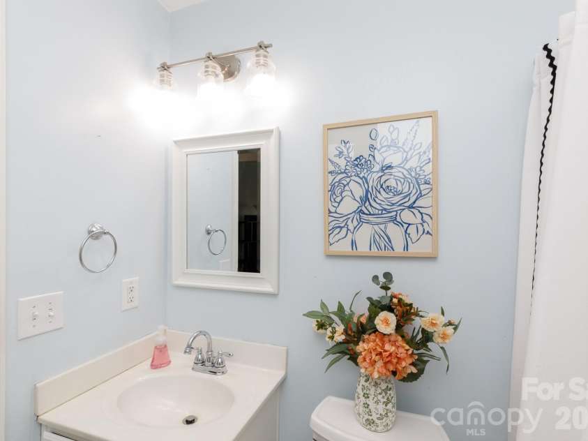 6 Weatherfield Drive, Elgin, SC 29045.  MLS# CAR4421285, YatesRealty ID 48582. 