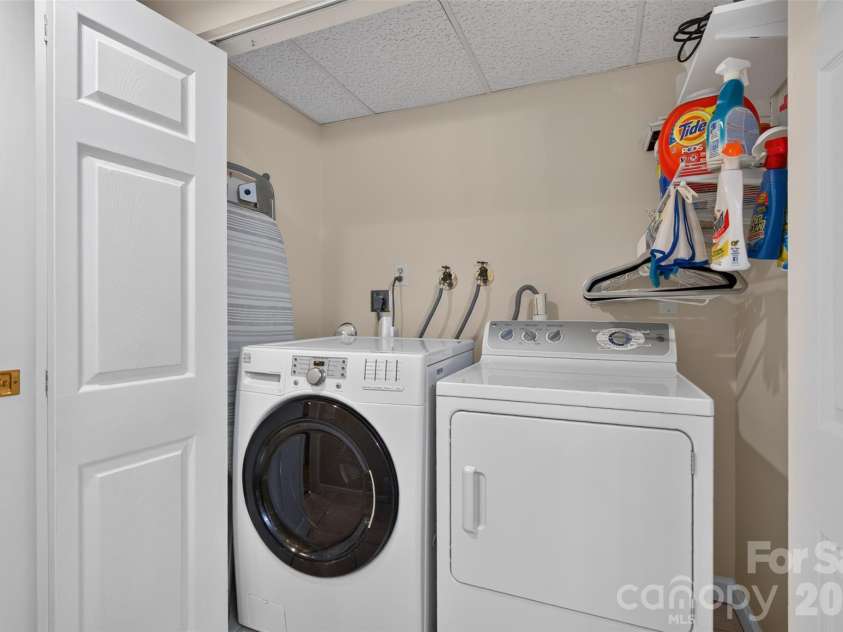 7 Mountainbrook Road, Asheville, NC 28805.  MLS# CAR4418468, YatesRealty ID 48585. Laundry Closet