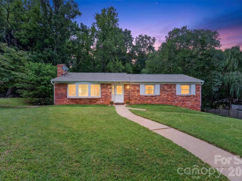 7 Mountainbrook Road, Asheville, NC 28805.  MLS# CAR4418468, YatesRealty ID 48585. Twilight