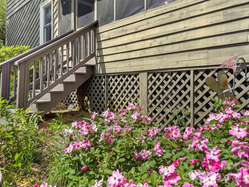 1795 Mckenzie Way, Old Fort, NC 28762.  MLS# CAR4419925, YatesRealty ID 48586. 
