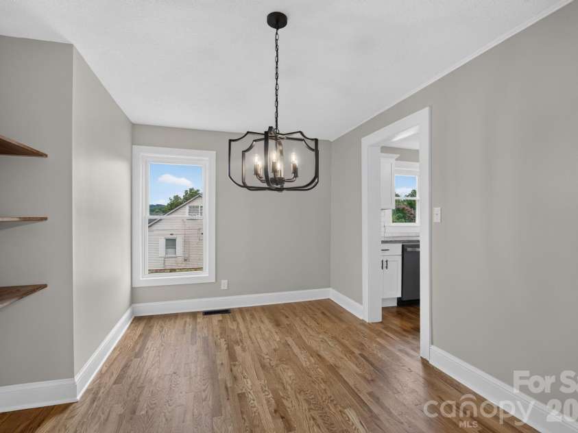 410 Spruce Street, Lenoir, NC 28645.  MLS# CAR4410163, YatesRealty ID 48588. 