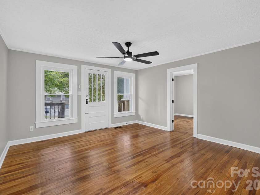 410 Spruce Street, Lenoir, NC 28645.  MLS# CAR4410163, YatesRealty ID 48588. 