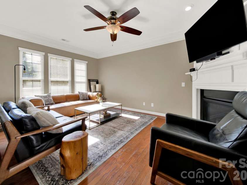 927 Lyndley Drive, Fort Mill, SC 29708.  MLS# CAR4420322, YatesRealty ID 48589. 