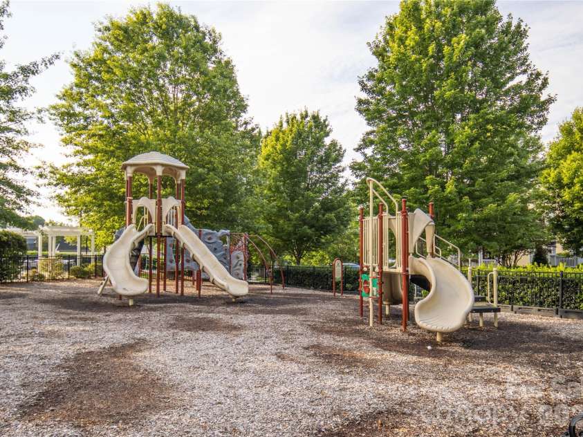 927 Lyndley Drive, Fort Mill, SC 29708.  MLS# CAR4420322, YatesRealty ID 48589. 