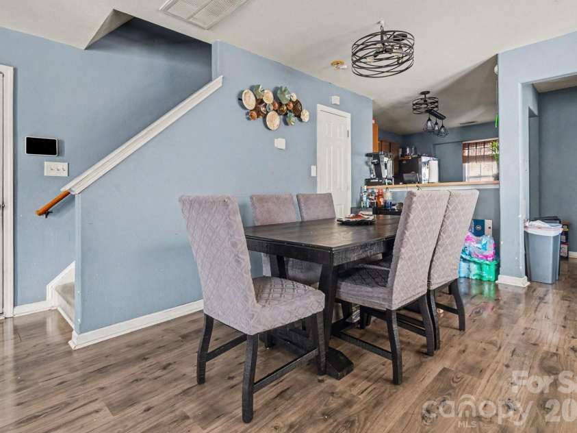 1409 Majestic Meadow Drive, Charlotte, NC 28216.  MLS# CAR4350510, YatesRealty ID 4859. 