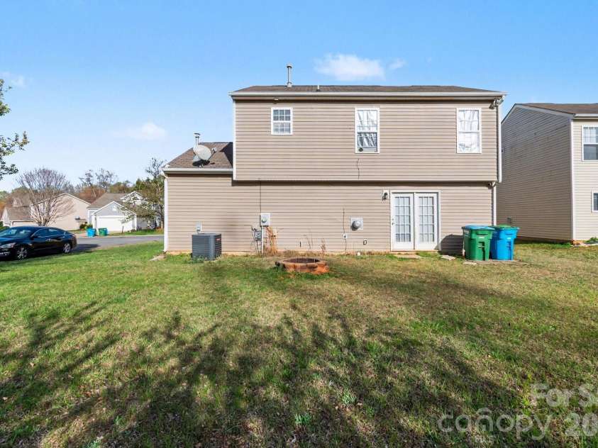 1409 Majestic Meadow Drive, Charlotte, NC 28216.  MLS# CAR4350510, YatesRealty ID 4859. 