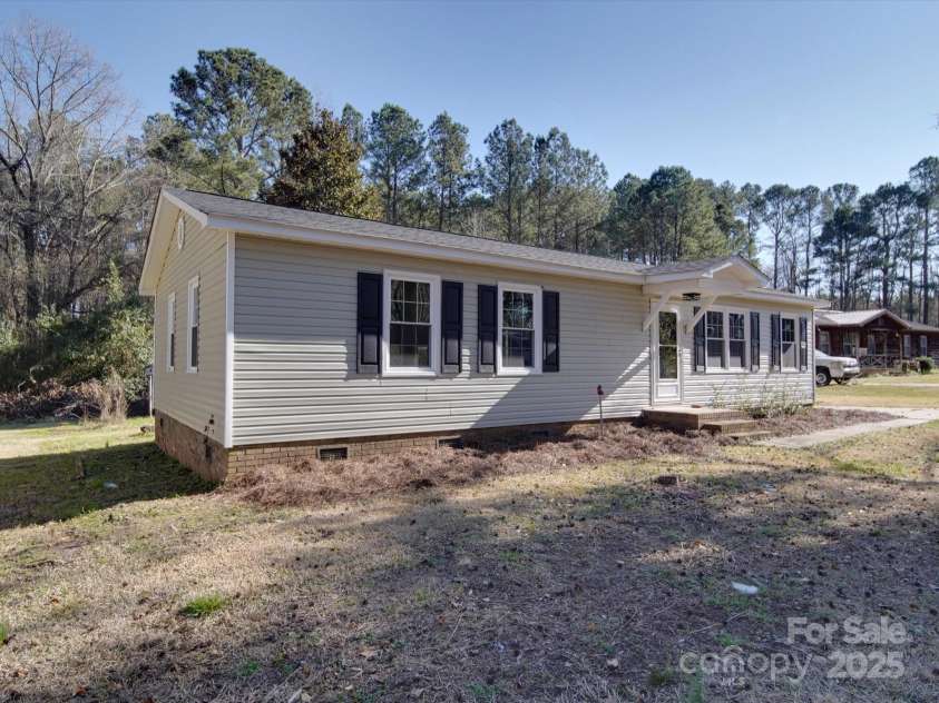 3410 Nc 109 Highway, Wadesboro, NC 28170.  MLS# CAR4228989, YatesRealty ID 4859. 