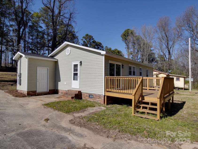 3410 Nc 109 Highway, Wadesboro, NC 28170.  MLS# CAR4228989, YatesRealty ID 4859. 