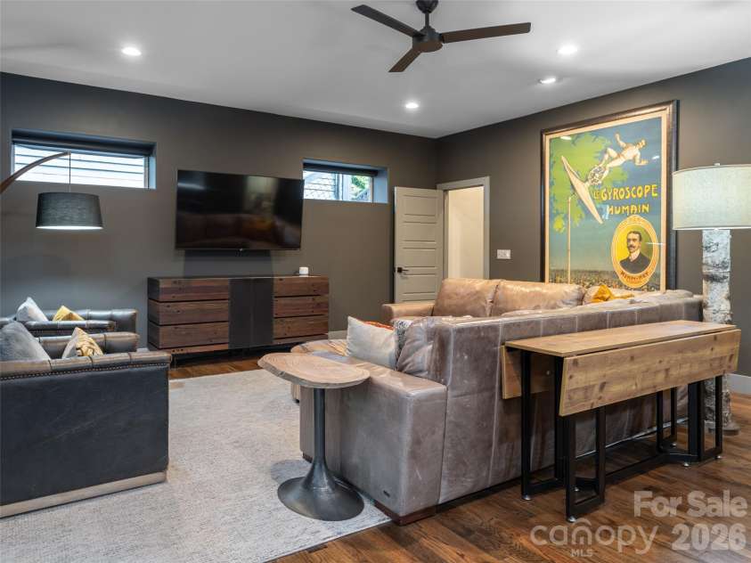 158 Riverview Drive, Asheville, NC 28806.  MLS# CAR4419025, YatesRealty ID 48590. 
