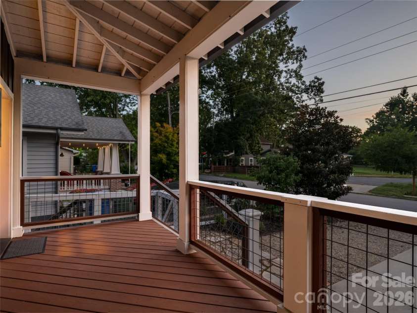 158 Riverview Drive, Asheville, NC 28806.  MLS# CAR4419025, YatesRealty ID 48590. 