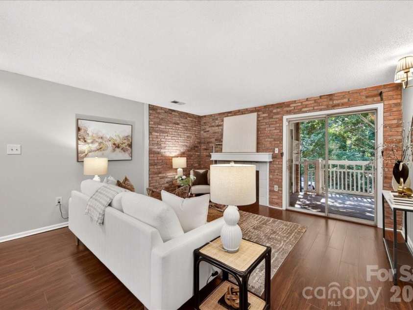 5011 Sharon Road, Charlotte, NC 28210.  MLS# CAR4419195, YatesRealty ID 48591. 