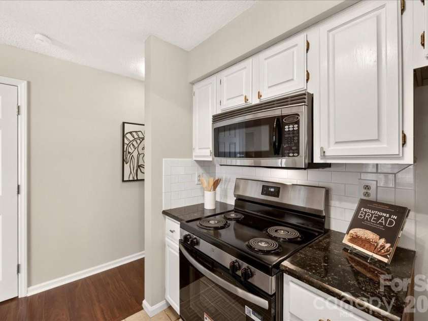5011 Sharon Road, Charlotte, NC 28210.  MLS# CAR4419195, YatesRealty ID 48591. 