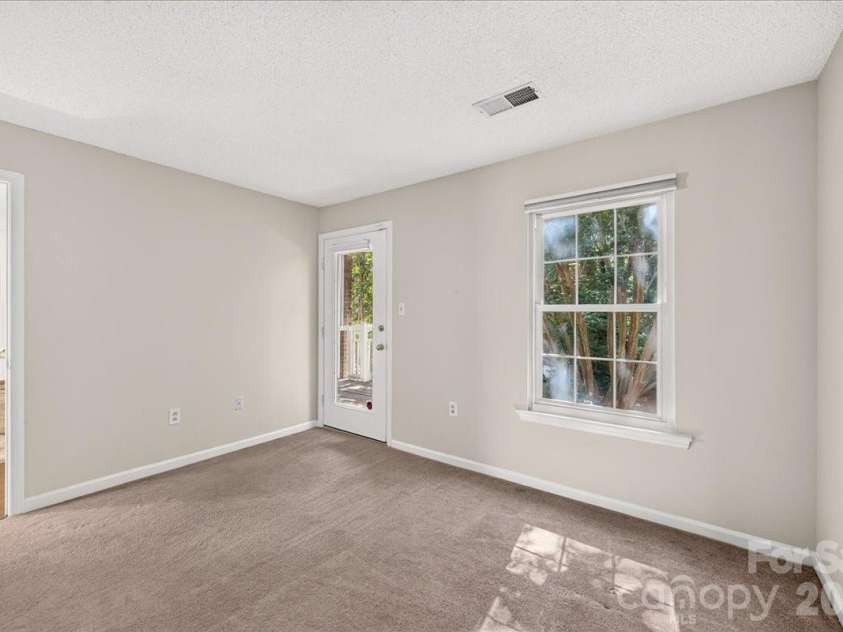 5011 Sharon Road, Charlotte, NC 28210.  MLS# CAR4419195, YatesRealty ID 48591. 