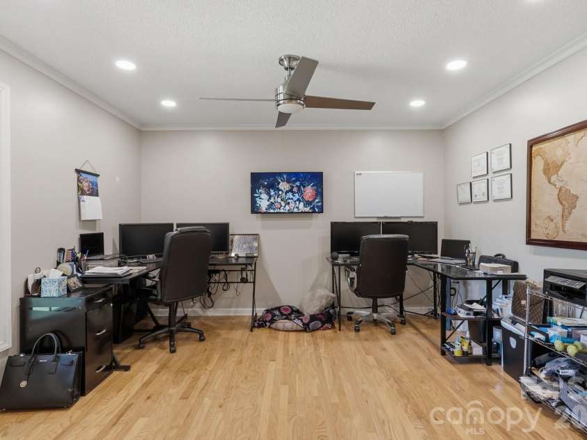 126 Fox Fire Run, Gastonia, NC 28052.  MLS# CAR4420501, YatesRealty ID 48593. 