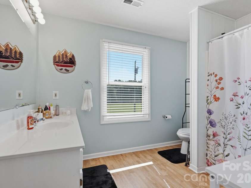 126 Fox Fire Run, Gastonia, NC 28052.  MLS# CAR4420501, YatesRealty ID 48593. 