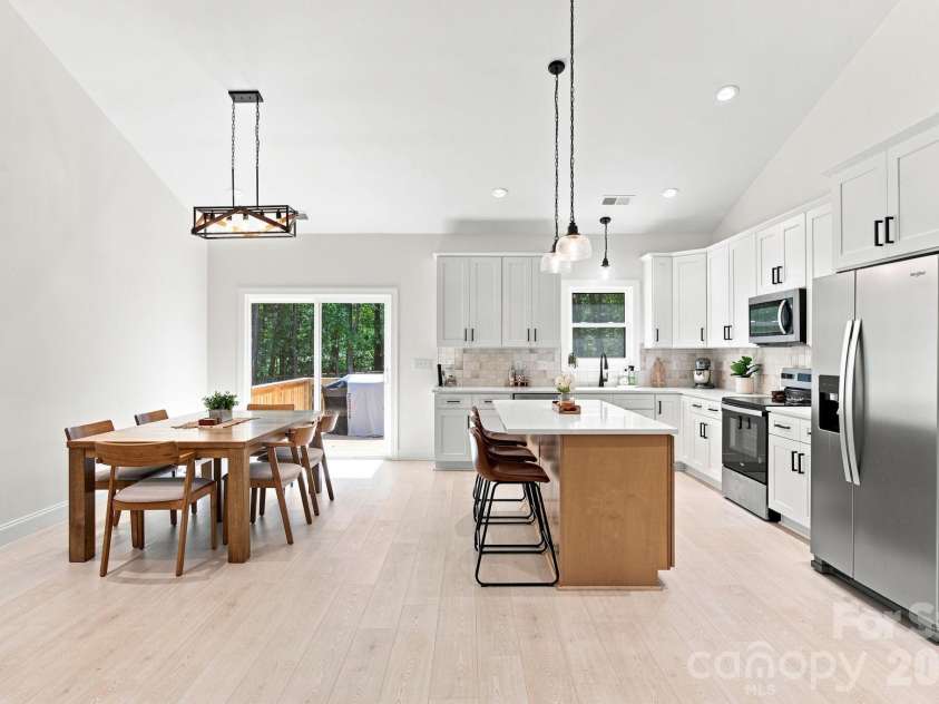 275 Jacobs Drive, Salisbury, NC 28144.  MLS# CAR4421246, YatesRealty ID 48596. 