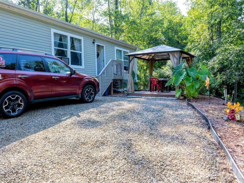 30 & 32 Skyland Circle, Asheville, NC 28804.  MLS# CAR4421300, YatesRealty ID 48597. 2020 Doublewide Energy-Smart Certified